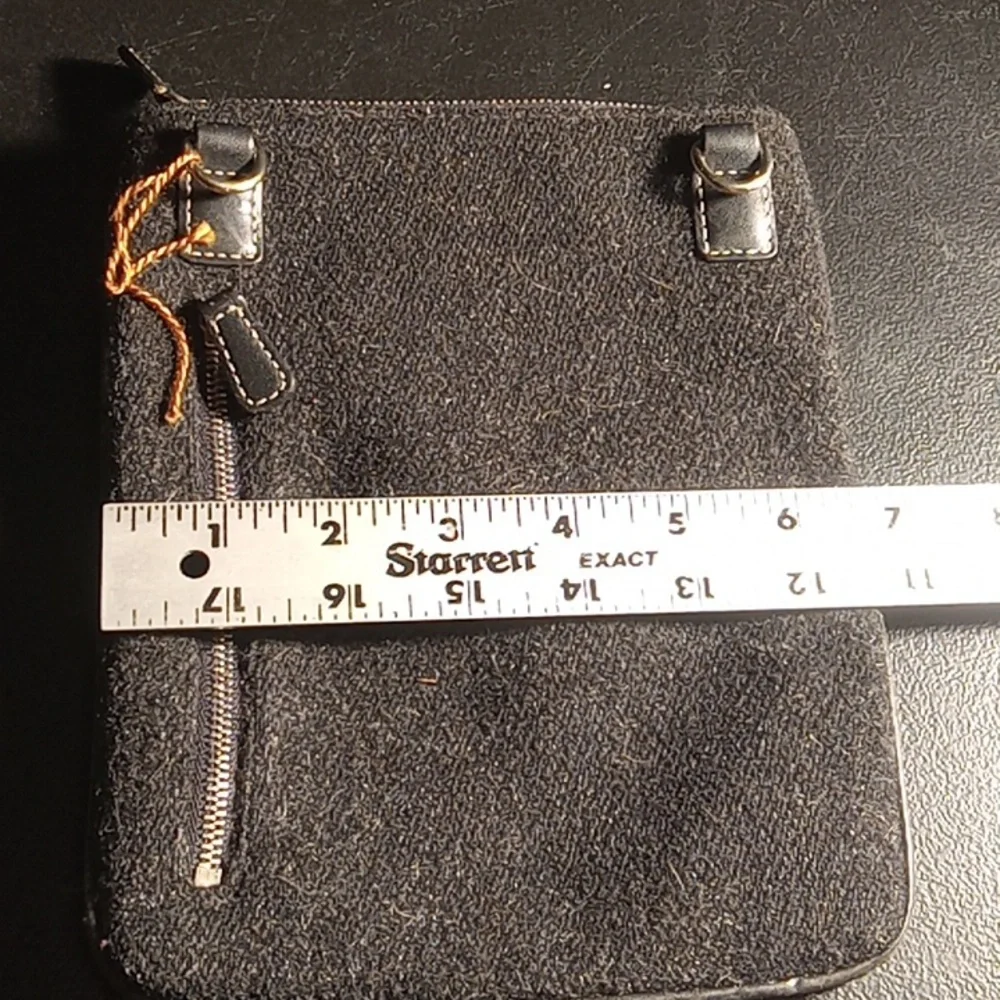 Coach Black Gray Silver Sacoche Felt Coach Pouch No Shoulder Strap Length 8 1/2 - Picture 4 of 8